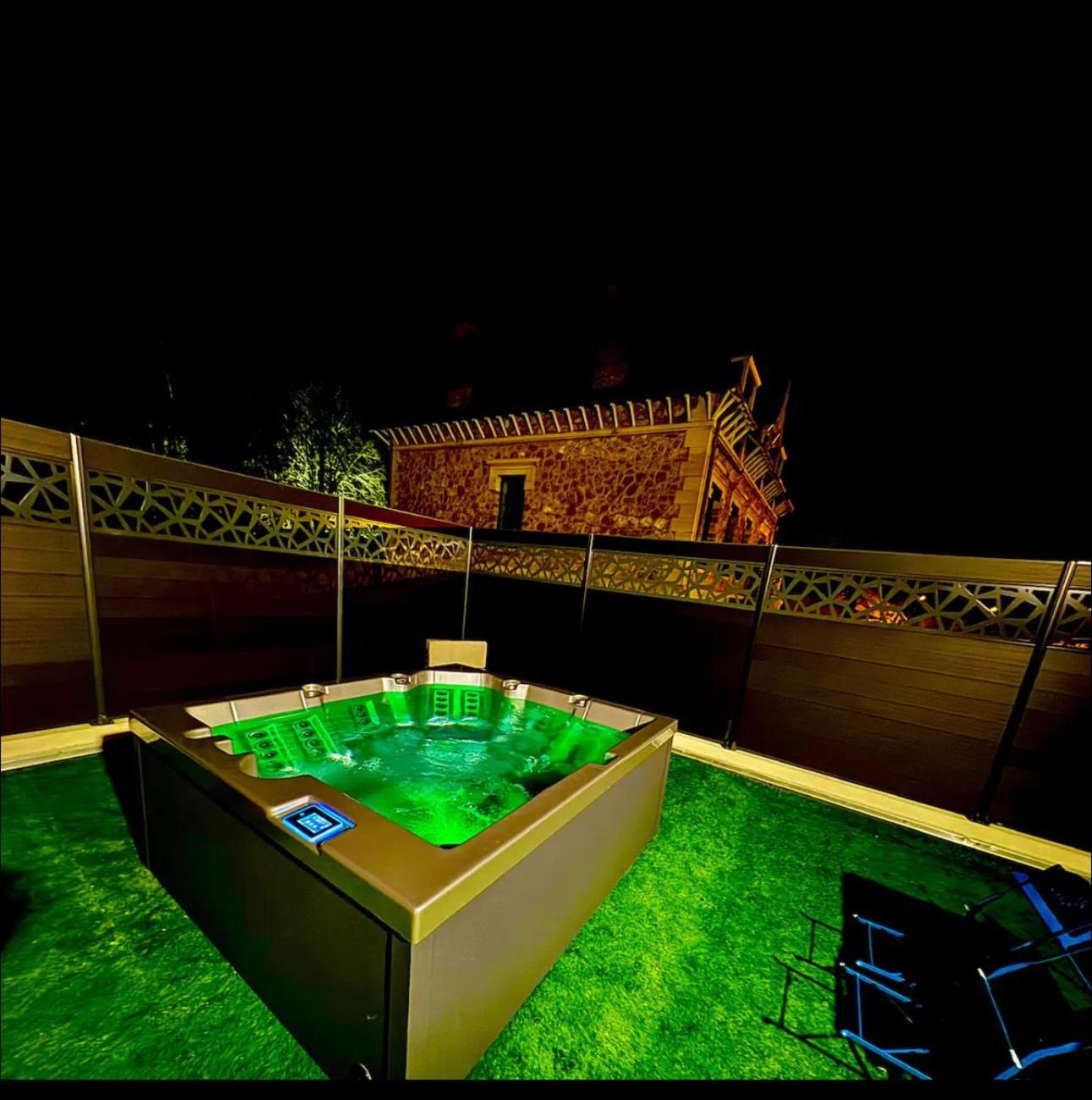 La Maison Du Faubourg Jacuzzi Vitry-le-Francois Exterior photo